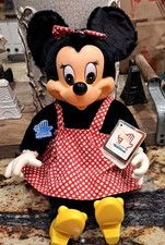 Vintage Disney Minnie Mouse Porcelain Doll by Applause in Cream Satin Dress — listing 2