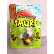 Vintage Soccer Player Smurf PVC Figure on Original Wallace Berrie Card — listing 2