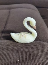 Fenton Custard Satin Glass Swan Figurine, Hand-Painted Daisies, 4 inch — listing 2