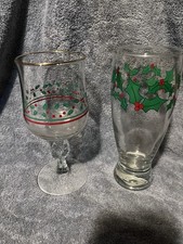 Vintage Holly & Berry Clear Glass Christmas Saucers, Set of 2 — listing 2