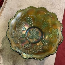 Green Carnival Glass Two-Handled Bonbon Dish with Stippled Rays Pattern — listing 2