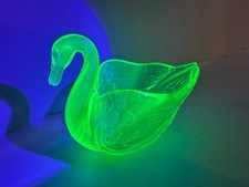 Vintage Green Uranium Glass Figural Swan Trinket Dish / Open Salt, 4 inches