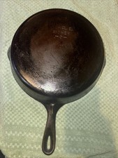 Wagner Ware Sidney -O- No. 8 Cast Iron Skillet 1058