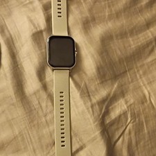 Smartwatch with Square Case and Gray Silicone Band — listing 2