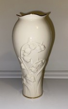 Lenox Ivory China Bud Vase with Gold and Enamel Scrollwork Decoration — listing 4