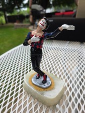 Vintage Gilt Metal Clown Figurine on Onyx Base — listing 6