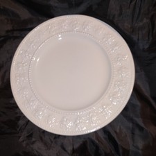 Wedgwood Home Festivity Embossed Fruit Earthenware Dinner Plate — listing 4