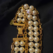 Sarah Coventry Gold-Tone Teardrop Faux Pearl Pendant Necklace — listing 5