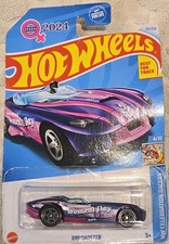 Hot Wheels Rrroadster Compact Kings 5/10 Die-Cast Car, Dark Green/Navy