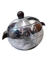 West Bend Penguin Hot & Cold Server / Ice Bucket, Chrome with Bakelite Handles — listing 3