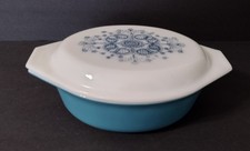 Vintage Pyrex 1.5 Qt Oval Casserole Dish with Clear Lid, Green Meadow / Wheat Floral Pattern (Promotional) — listing 3