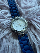 Guess Ladies Silver-Tone Stainless Steel Bracelet Watch — listing 3
