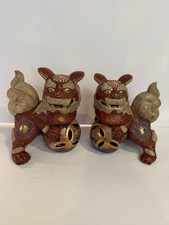 Pair of Kutani-Style Porcelain Foo Dogs (Guardian Lions) with Gold Accents — listing 5