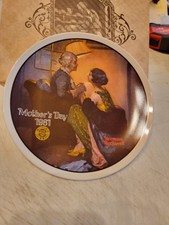 Vintage Collector Plate - Mother and Child Motif — listing 4