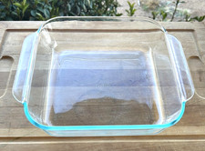 Vintage Pyrex Clear Spring Green Tinted Mixing Bowl 325 — listing 5