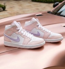 Nike Air Jordan OG Women's Basketball Shoe, Light Pink/Black