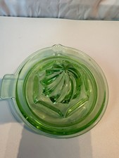 Vintage Green Uranium (Vaseline) Glass Reamer / Citrus Juicer with Pour Spout — listing 5