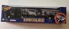 Winner's Circle 'The Man in Black' Dale Earnhardt / Johnny Cash 2-Car 1:64 Diecast Set — listing 5