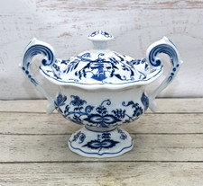 Blue Onion Pattern Porcelain Jam & Jelly Condiment Jars with Lids and Spoons (Pair) — listing 2