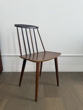 Vintage Colonial-Style Curved-Back Wood Side Chair — listing 2