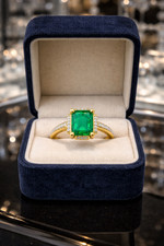 14K Yellow Gold Oval Emerald & Diamond Accent Ring with Ribbed Shoulders — listing 3
