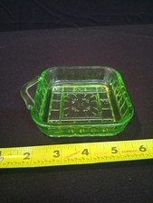Uranium Green Depression Glass Oval Relish / Celery Dish with Diamond Block Pattern — listing 6