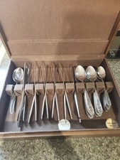 Pair of Vintage Ornate Floral Pattern Dinner Forks