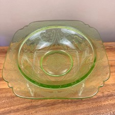 Green Depression Glass Dinner Plate, Federal Glass 'Madrid' Pattern (Recollection) — listing 4