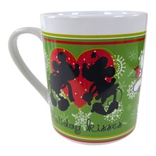 Disney Mickey & Minnie Mouse "Holiday Kisses" Melamine Christmas Plates, Set of 2 — listing 4