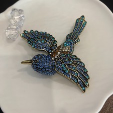 Heidi Daus Crystal Hummingbird Pendant Necklace with Green Beaded Strand — listing 5