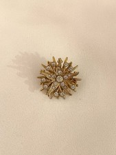 Art Deco Style Rhinestone Sunburst Pendant Necklace