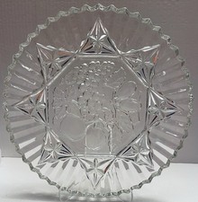 Federal Glass Pioneer Pattern Fruit/Grape Serving Plate in Green — listing 6