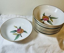 Royal Worcester Evesham Ramekins, Set of 4, Shape 48, listing 6