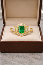 14K Yellow Gold Oval Emerald & Diamond Accent Ring with Ribbed Shoulders — listing 6