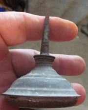 Antique Small Thumb-Pump Oil Can with Curved Spout, ~12 cm Tall — listing 6