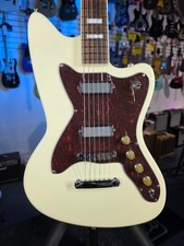 Silvertone Single-Cutaway Electric Guitar, Cherry Sunburst, Dual Humbuckers