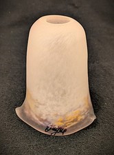 Three-Light Tulip Lily Table Lamp with Murano-Style Art Glass Shades and Figural Butterfly Bronze-Tone Base — listing 2