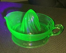 Vintage Green Uranium (Vaseline) Glass Reamer / Citrus Juicer with Pour Spout