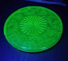Green Uranium Glass 10-inch Footed Cake Plate with Sunflower/Daisy Etched Pattern