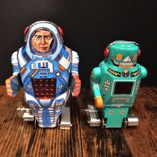 Mechanical Walking Robot-7 Tin Wind-Up Toy with Original Box