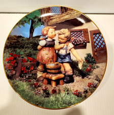 M.J. Hummel "Squeaky Clean" Collector Plate — Little Companions Series — listing 2