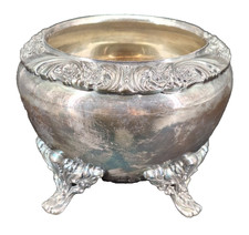 Simeon L. & George H. Rogers Co. Silverplate Footed Compote/Bowl with Embossed Scroll Rim — listing 5