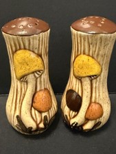 Ceramic Toadstool Mushroom Salt and Pepper Shaker Set — listing 6