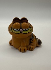 Vintage Garfield PVC Miniature Figure - Sitting Pose