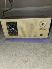 Admiral Model Y3817 Mid-Century Tube Clock Radio — listing 2