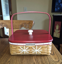 Longaberger 2009 Christmas Collection Snowflake Cookie Basket with Wooden Lid, Protector Liner & Fabric Liner — listing 5