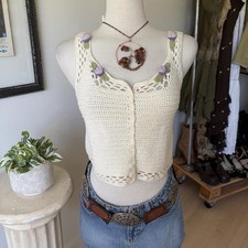 Newport News Magenta Ramie-Cotton Knit Camisole Tank with Crochet V-Neck Trim, Size M — listing 3