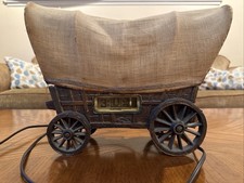 Vintage Covered Wagon Electric Mantel Clock with Gold Horse Team — listing 3