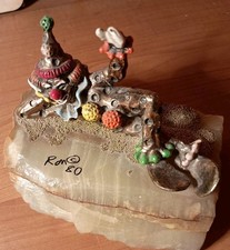 Vintage Gilt Metal Clown Figurine on Onyx Base — listing 3
