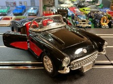 1957 Chevrolet Corvette Fuel Injection Convertible 1:18 Scale Diecast Model Burago — listing 2